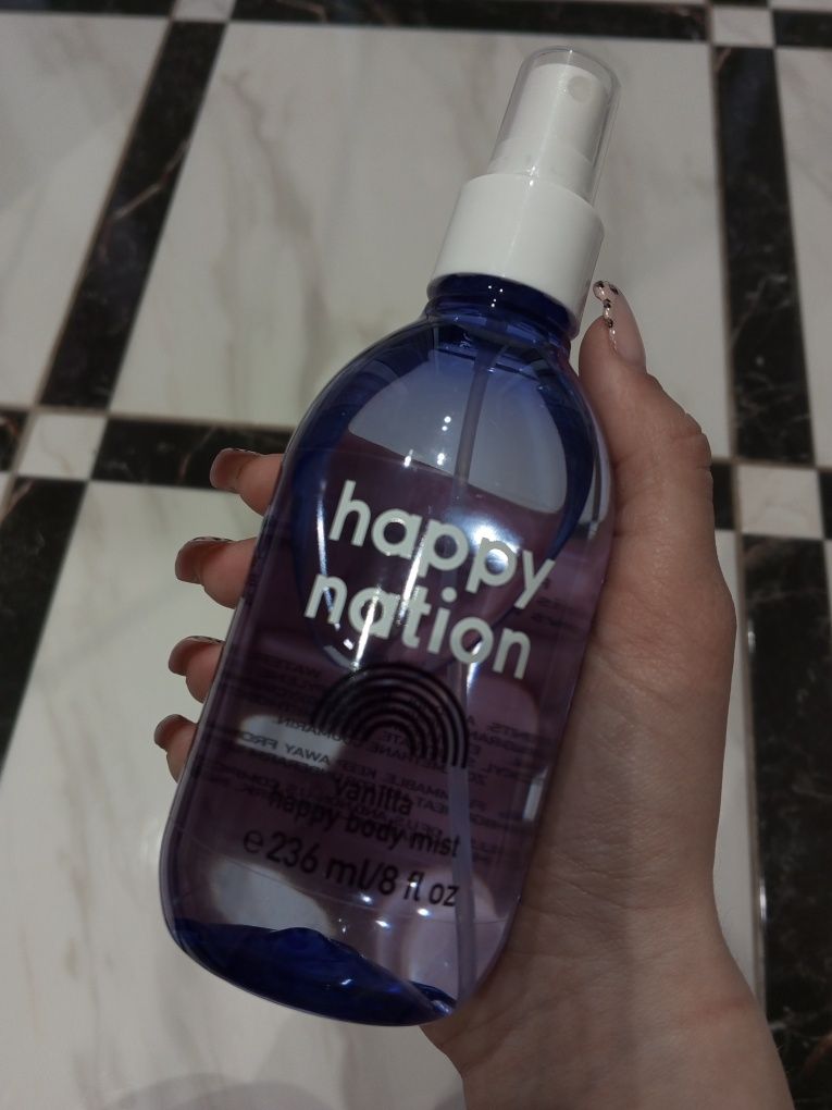 спрей Victoria's Secret happy nation vanilla