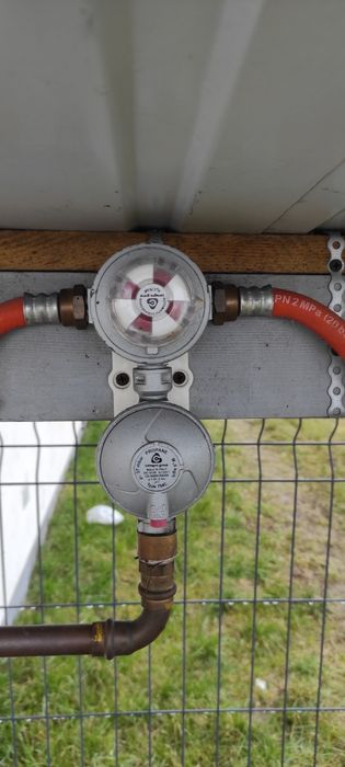 Kontener zabudowa do butli gazu 4x33kg