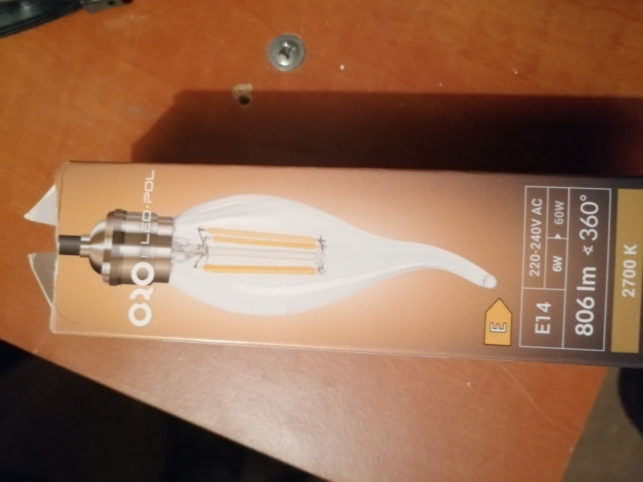 Lampa sufitowa wisząca. Belka.