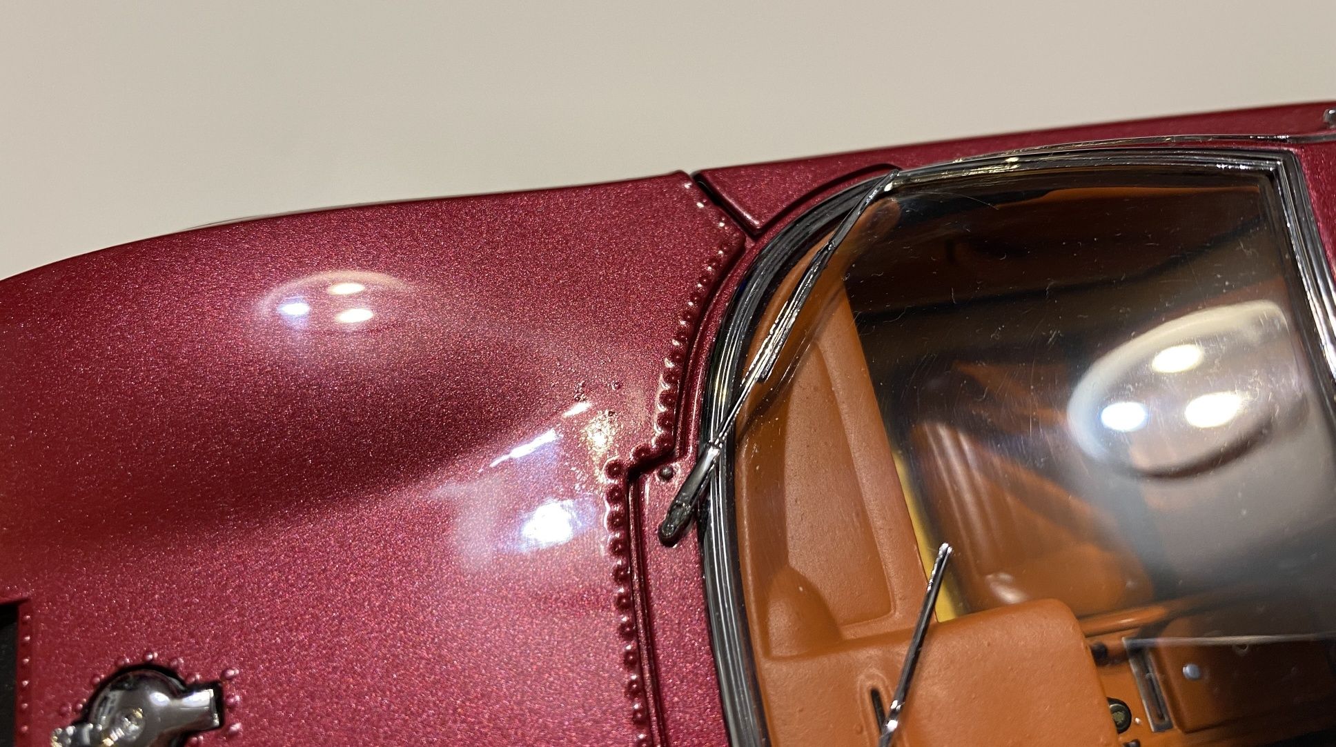 Kyosho 1:18 Lamborghini Miura Jota SVJ Rosso Granada (Burgundy Red)