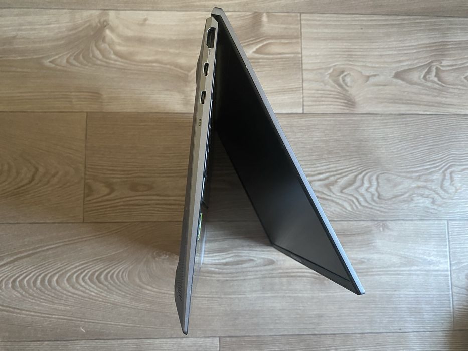 Asus Zenbook 14 UX425ug | ryzen 5 5500u | mx450 | 8gb | 256gb m2 | FHD