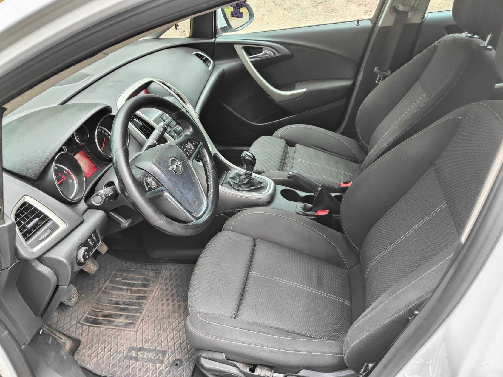 Astra J 1.7 CDTI Stan Techniczny B Dobry bez korozji klima sprawna