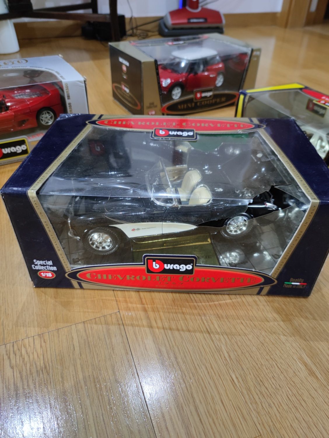Vendo coleção toda - Carros de Coleção Bburago