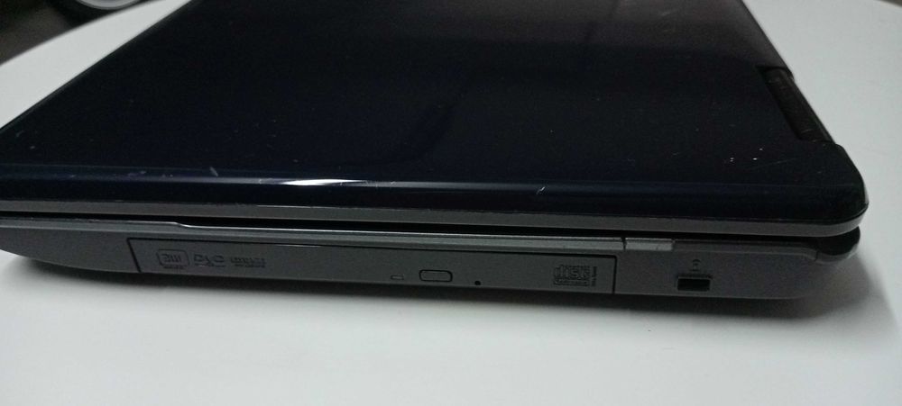 Portátil Acer Aspire 5532