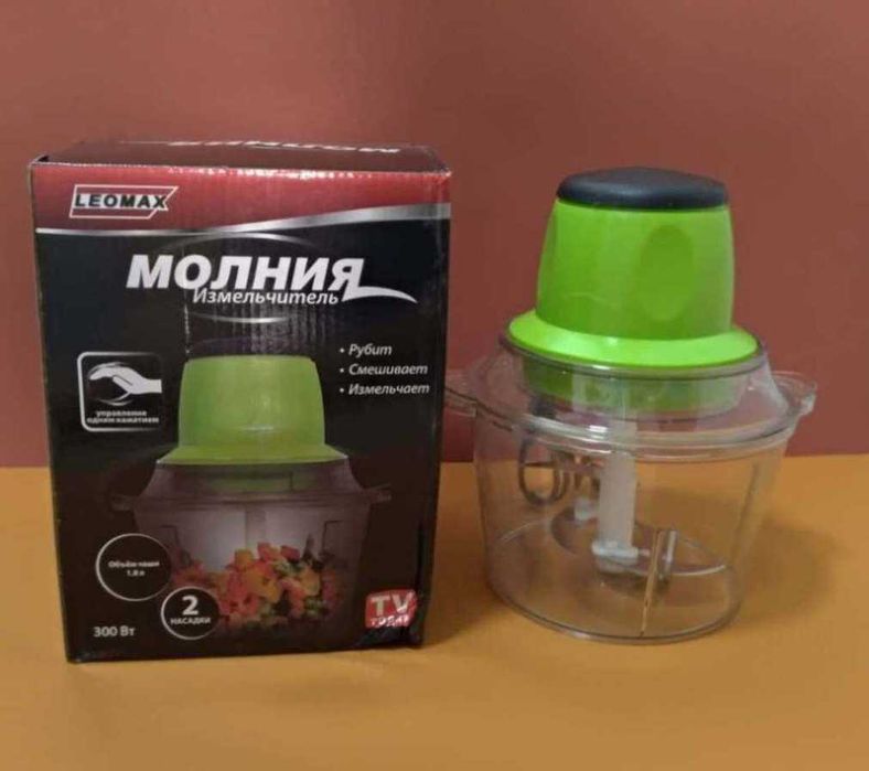 Блендер молния шейкер миксер овощерезка 220В 1,8л 300 Ват