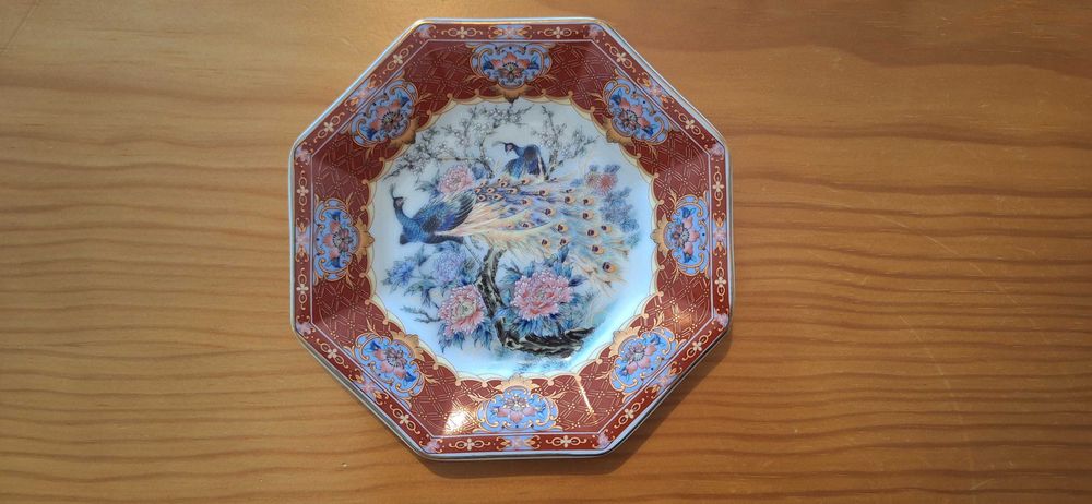 Prato Decorativo com Pavões