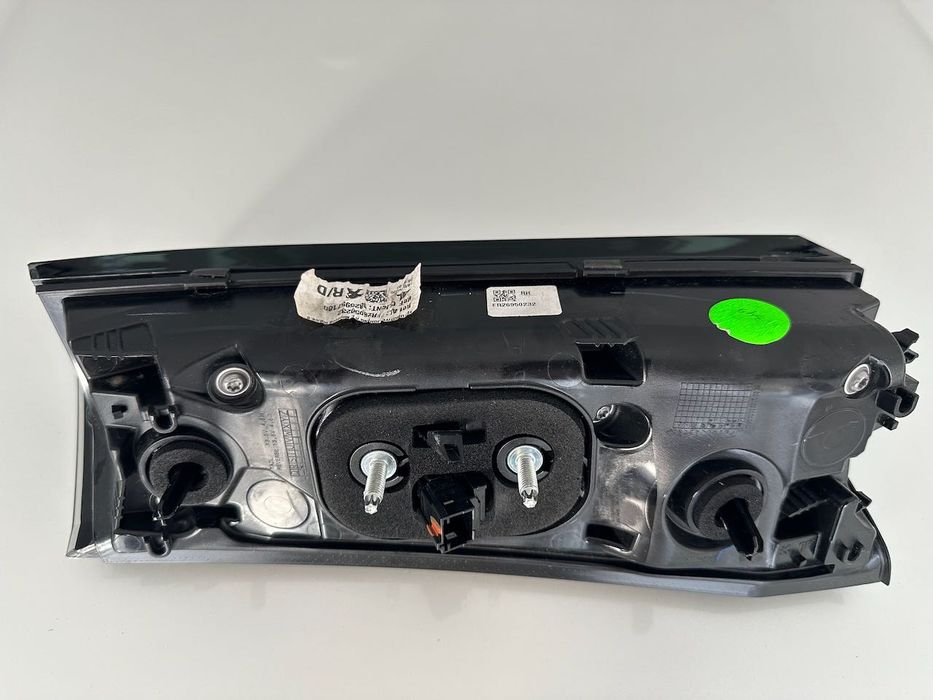 Farolim traseiro direito Peugeot E-2008