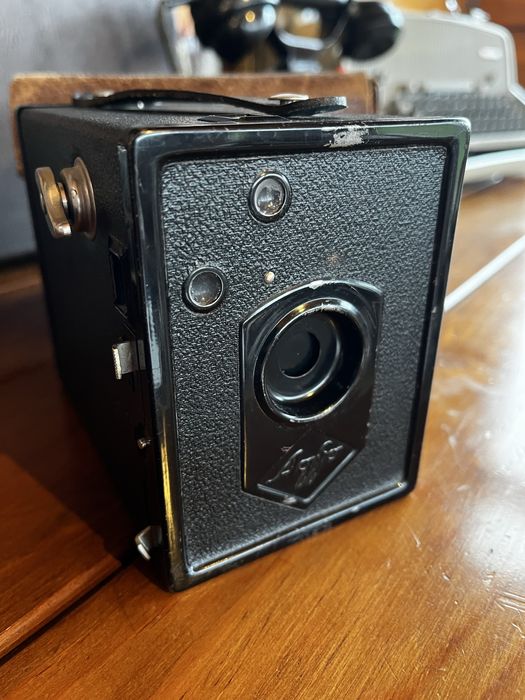 Antiga maquina fotografica Agfa box