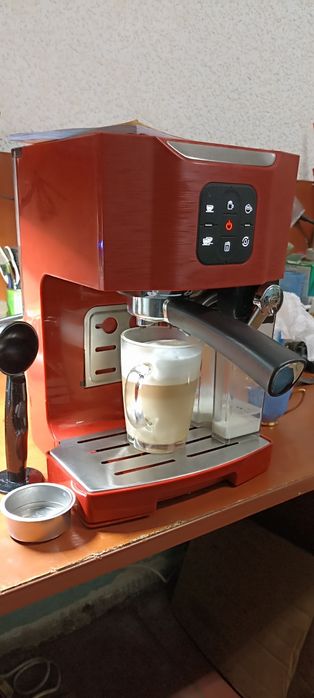 Кавоварка Klarstein (капучинатор)з Германії.