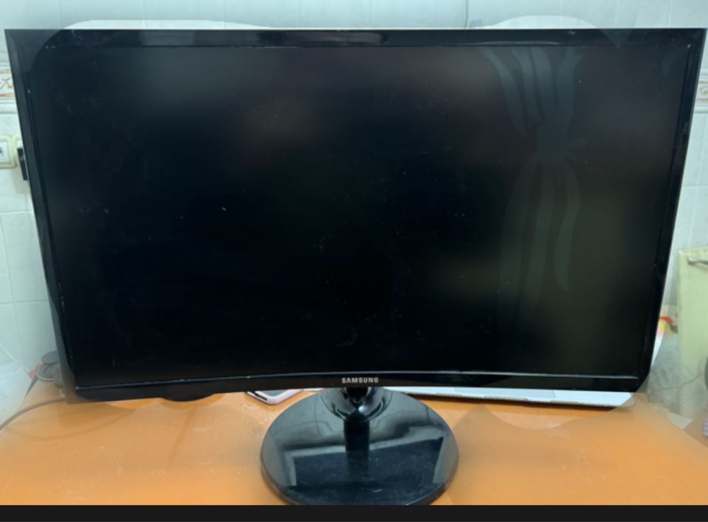 Монитор Samsung c24f390fhi на запчасти кнопка шлейф плата разборка