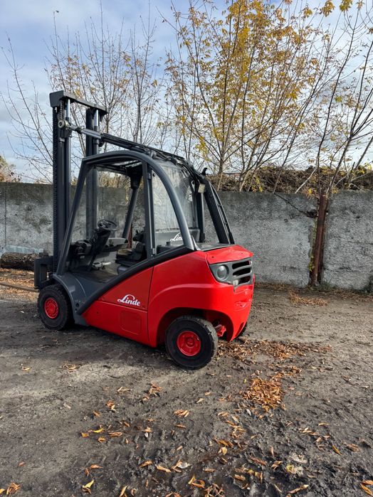 Навантажуваач кара погрущик вилочний