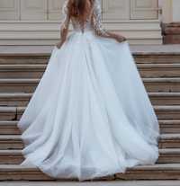 Super suknia ślubna w kolorze Ivory