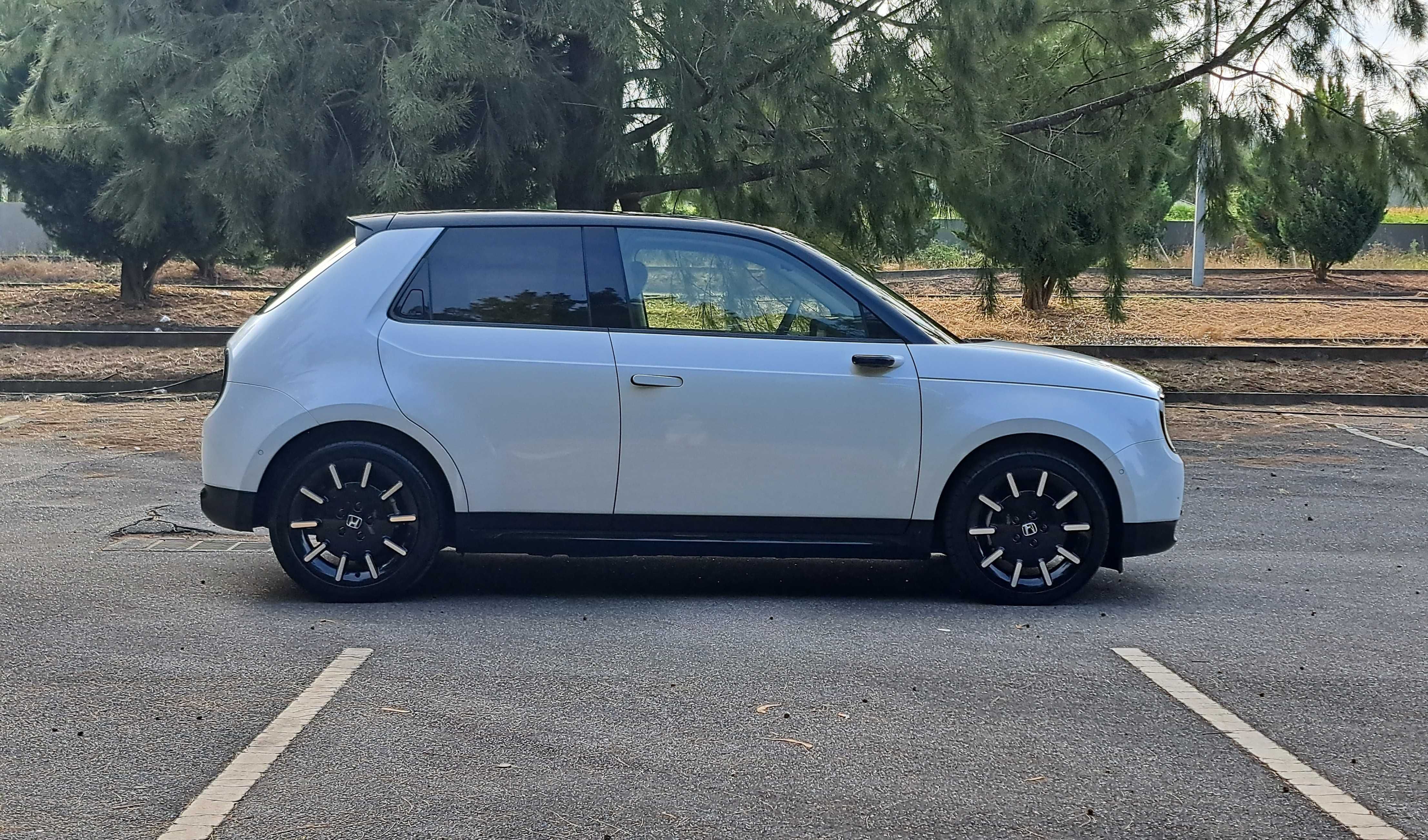 Honda-e Advance (nacional) apenas 4.200 km
