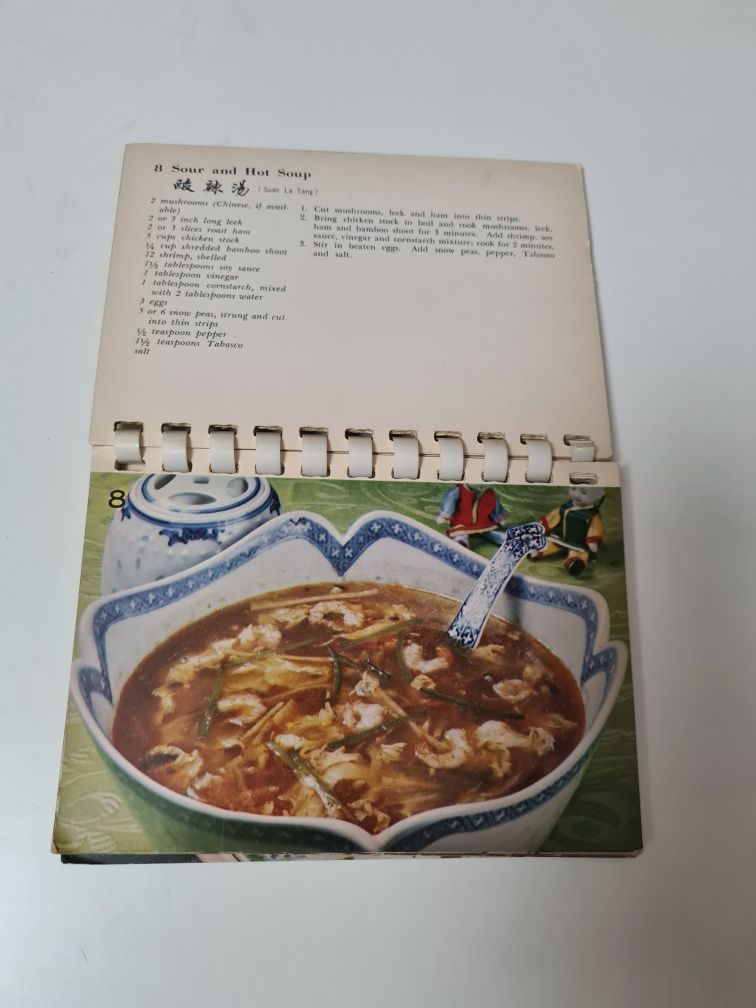 Quick & easy Chinese cooking by Constance D. Chang '