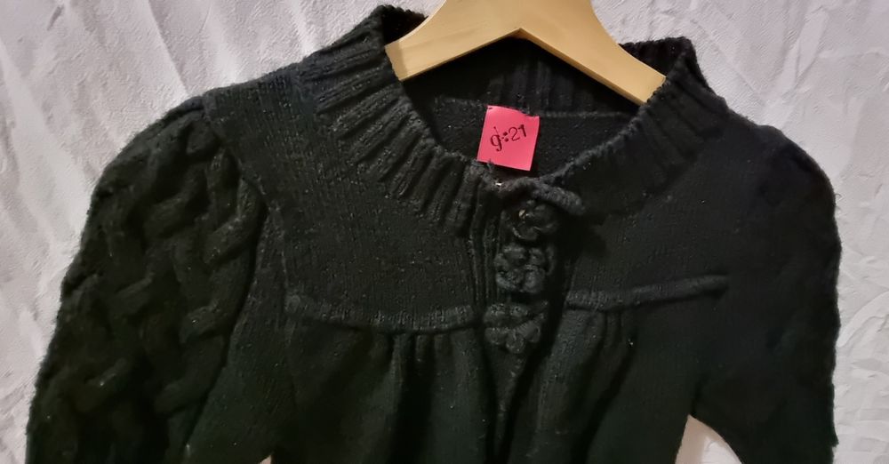 Czarny sweter bolerko narzutka akryl George rozm. XS 32 4