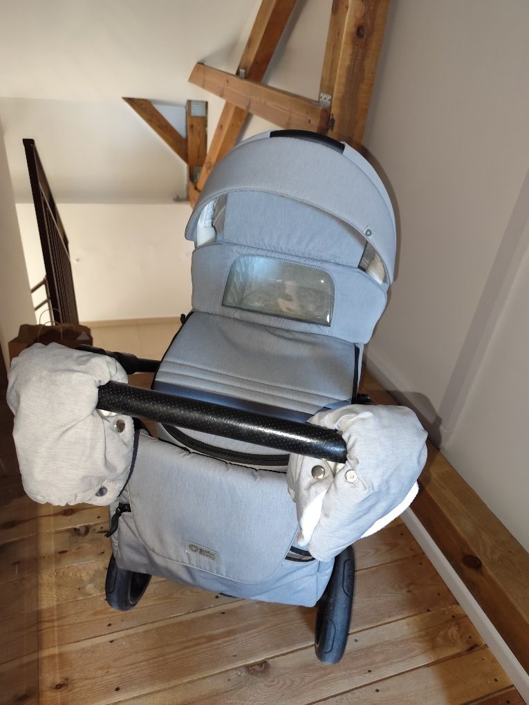 Wózek ADAMEX FUTURO z fotelikiem CYBEX ATON5