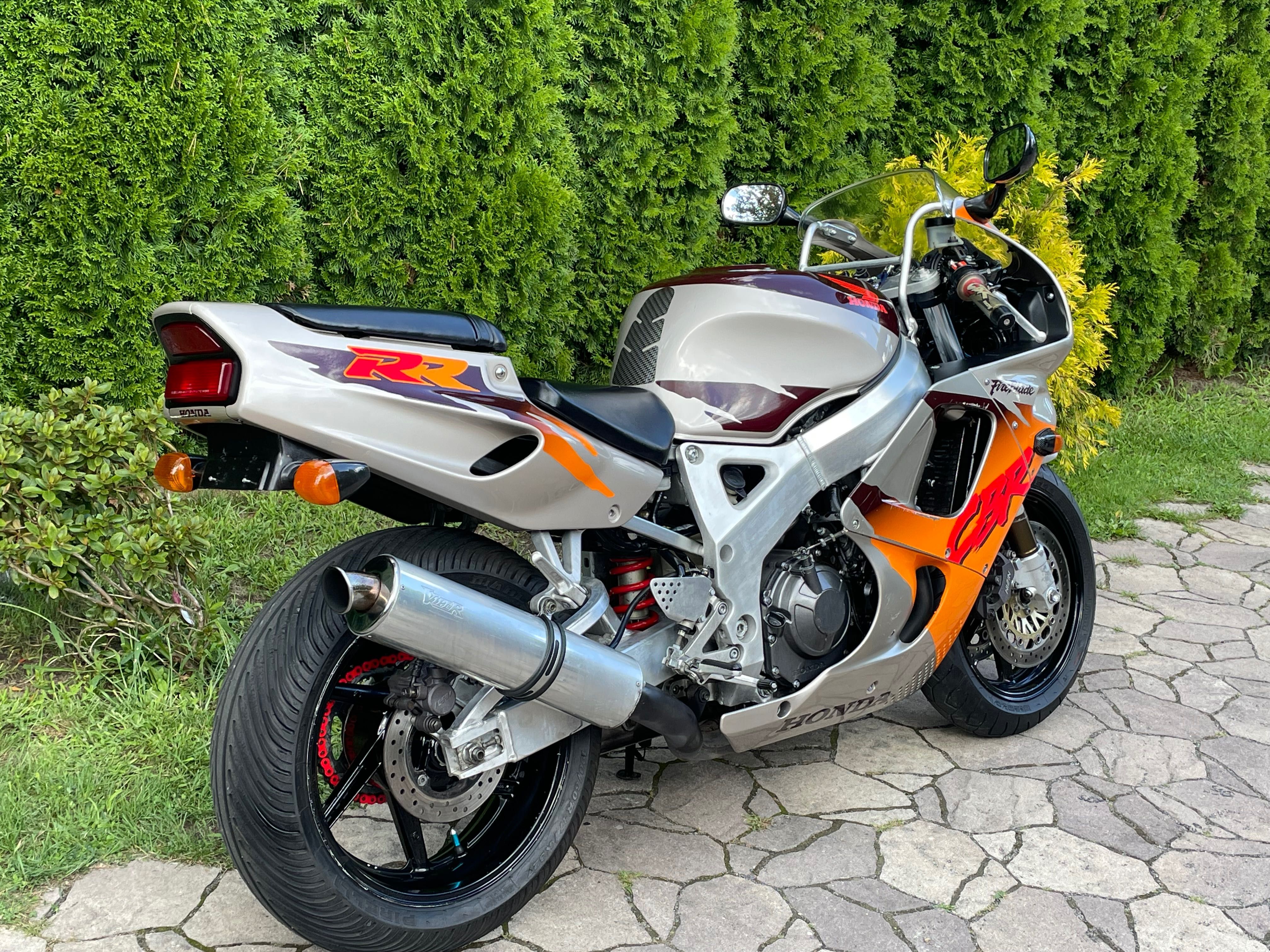 Honda CBR 900 RR URBAN TIGER Bardzo ladny
