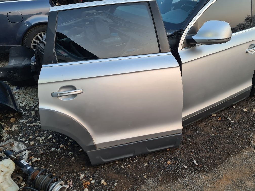 KOMPLETNE DRZWI prawe przód tylne prawy Offroad Cross AUDI Q7 4L LY7W