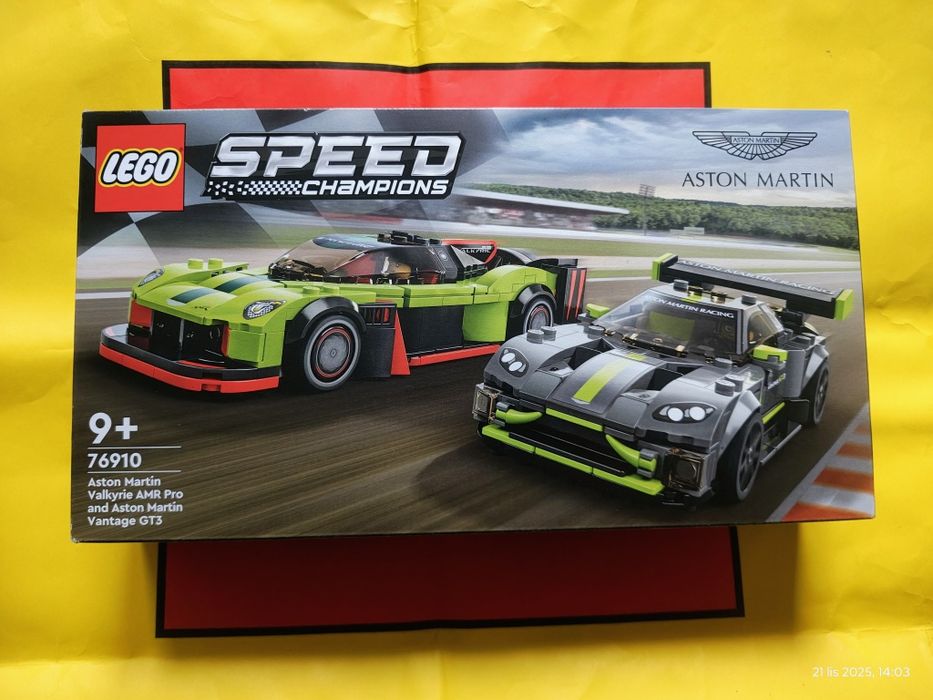 LEGO Speed Champions 76910 - Aston Martin Valkyrie AMR PRO i Aston Mar