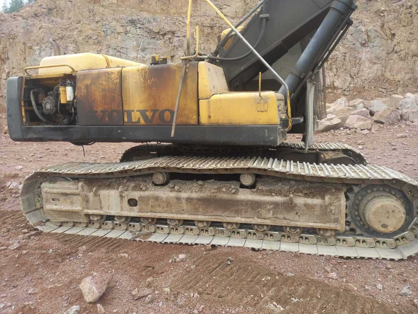 Гусеничний екскаватор VOLVO EC460BLC 2007 р., готовий до роботи.
