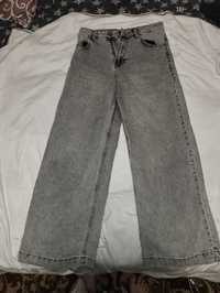 Сірі Жіночі джинси