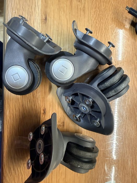 4 kółka do walizki Lys Paris