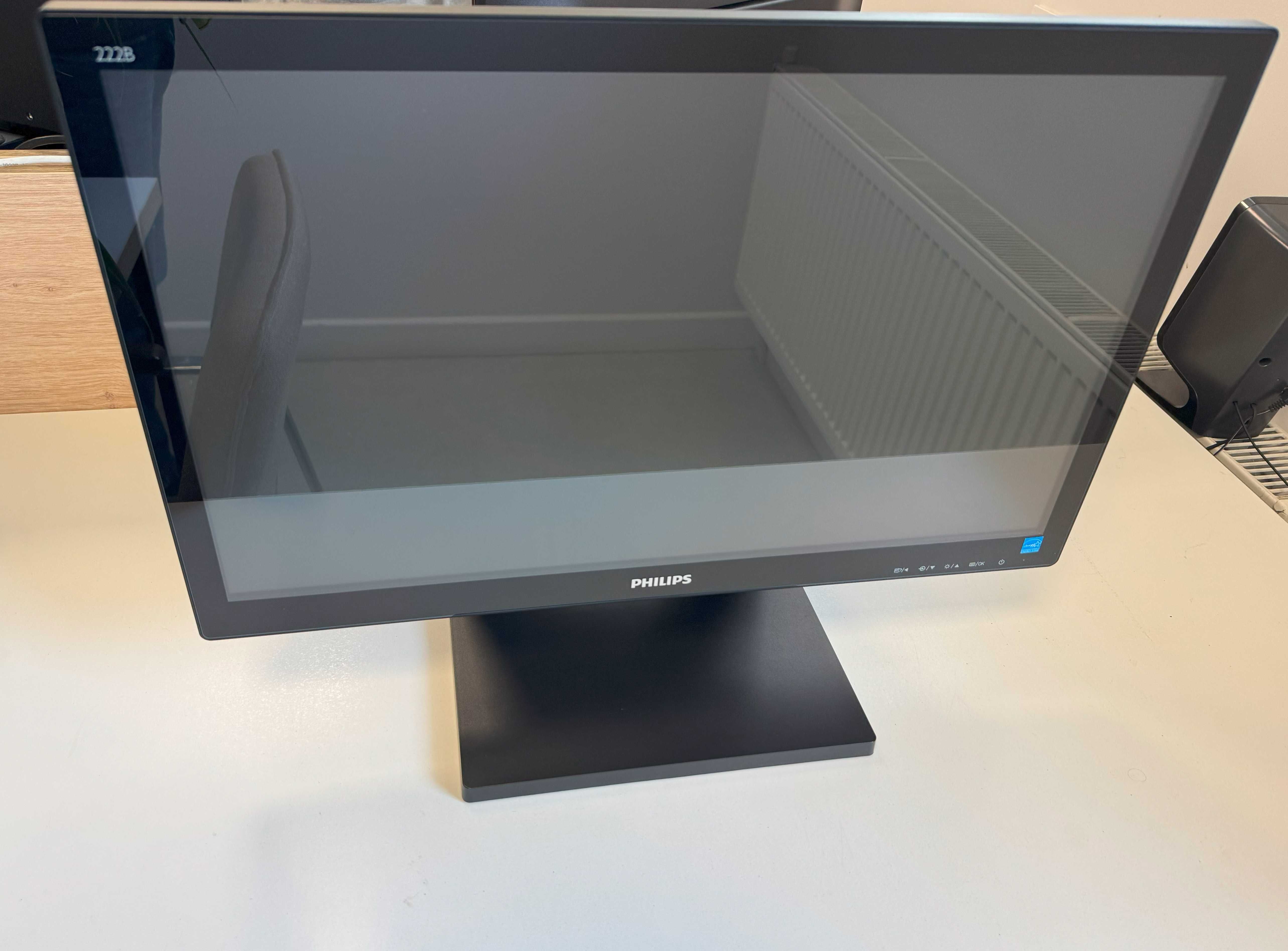 Монітор 22" Philips 222B9 IP54 SmoothTouch FullHD як новий