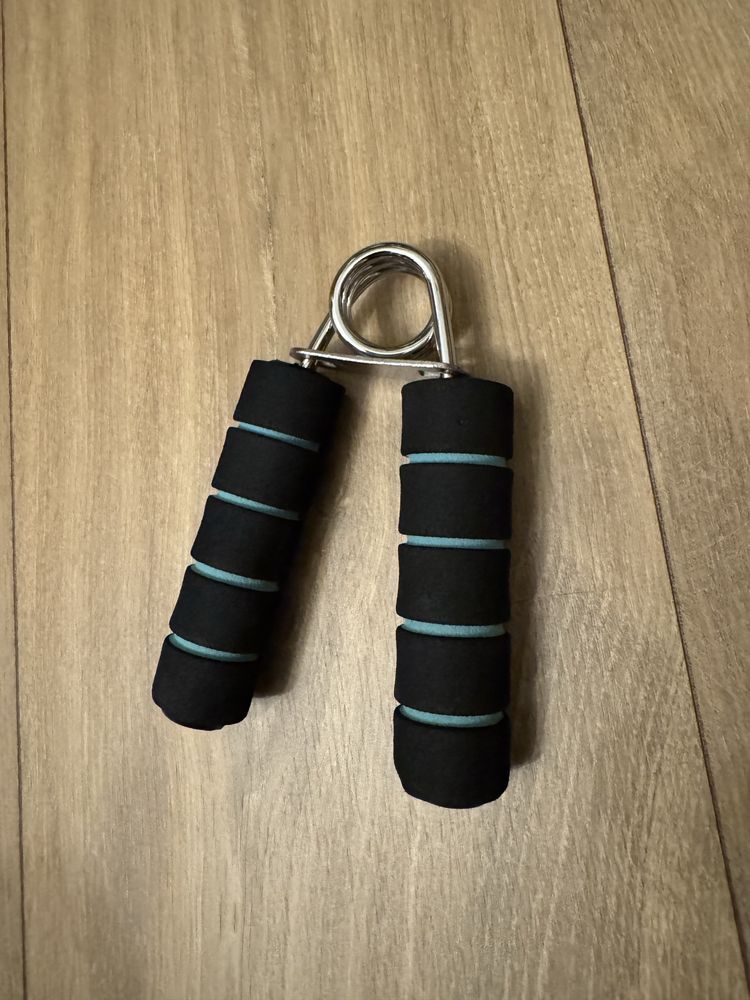 Ściskacz do ćwiczeń dłoni 15kg