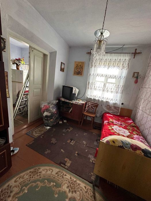 Продам  будинок в Деражні