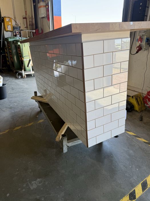 Lada sklepowa,  lada sprzedażowa. Po Kwiaciarni!