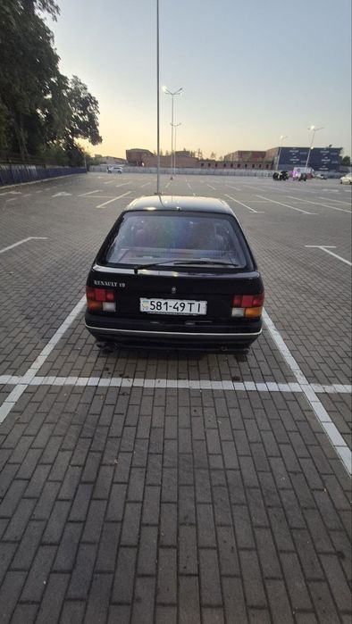 Renault 19 1990 1.7