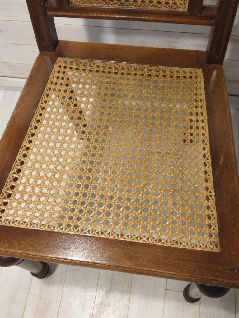 Krzesło antyczne ratanowe stylowe