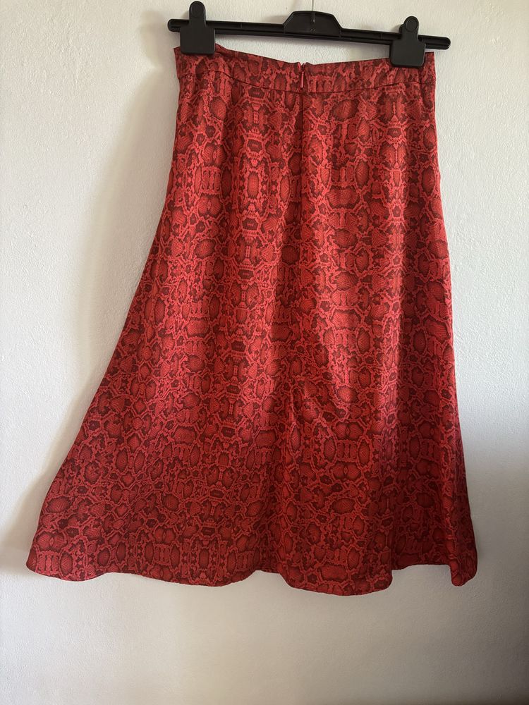 Rozkloszowana spódnica w zwierzęcy print Mango r M