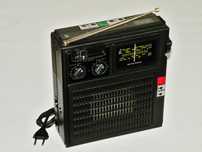 Radioodbiornik RFT Stern Garant R2130, NRD, lata 70-te, do konserwacji