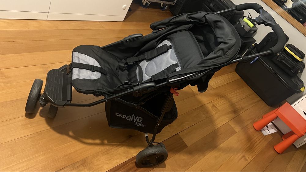 Carrinho de bébé marca Asalvo Baby