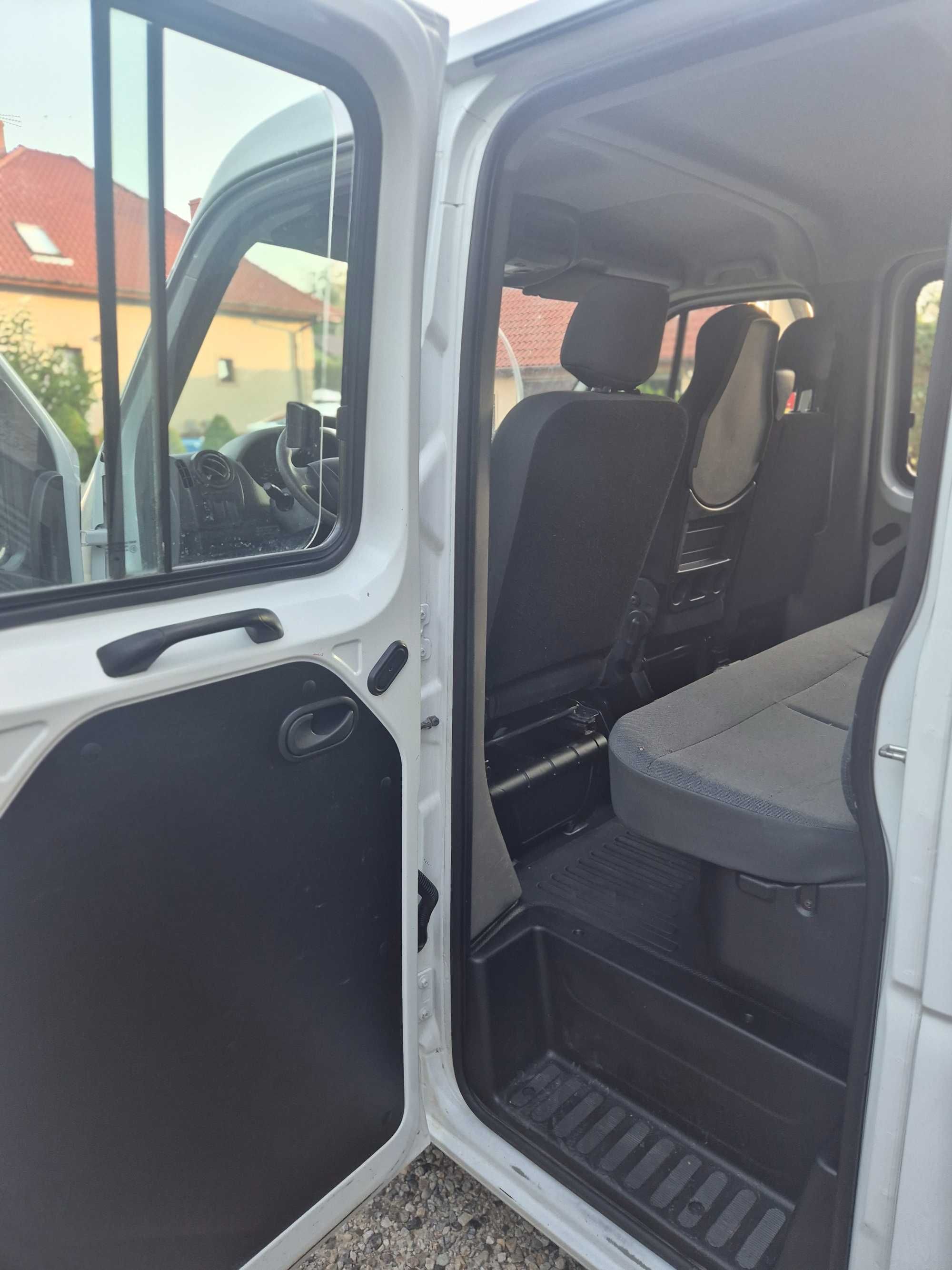 Renault Master Doka 2014 rok 2.3 , 120 koni