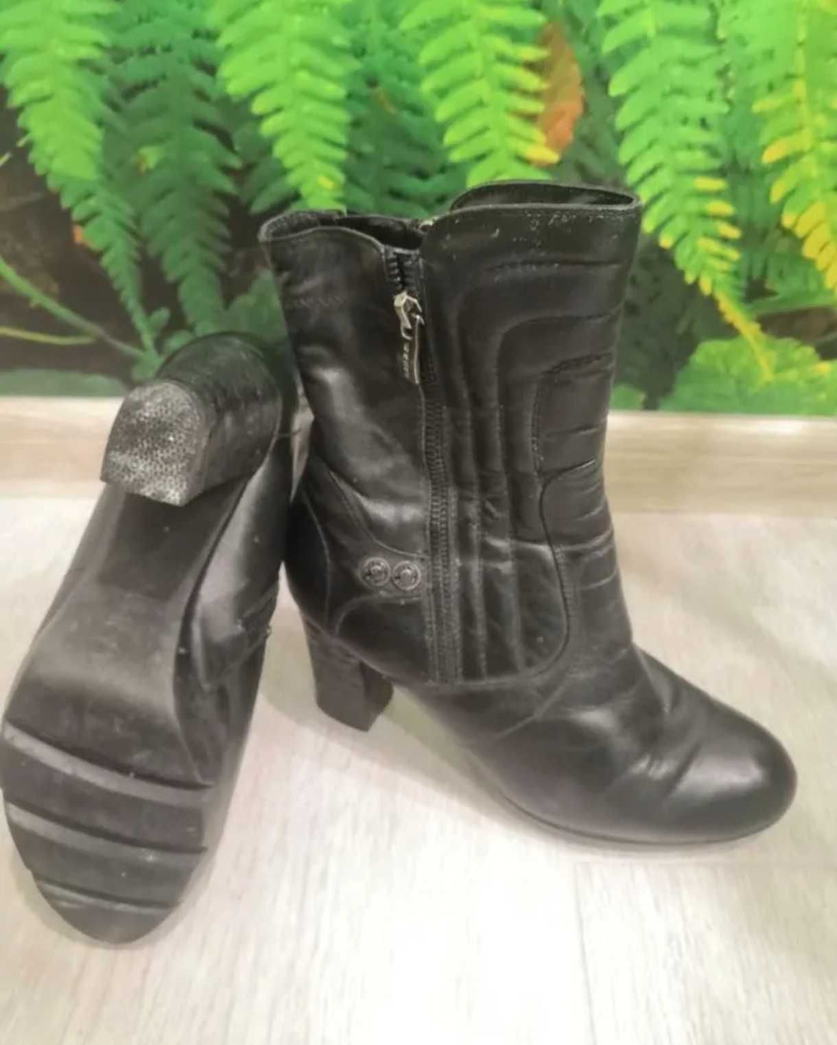 Полусапожки женские