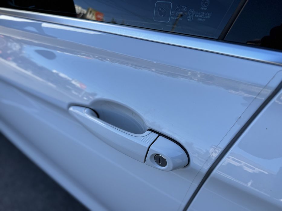 Продам BMW F30 330i b46