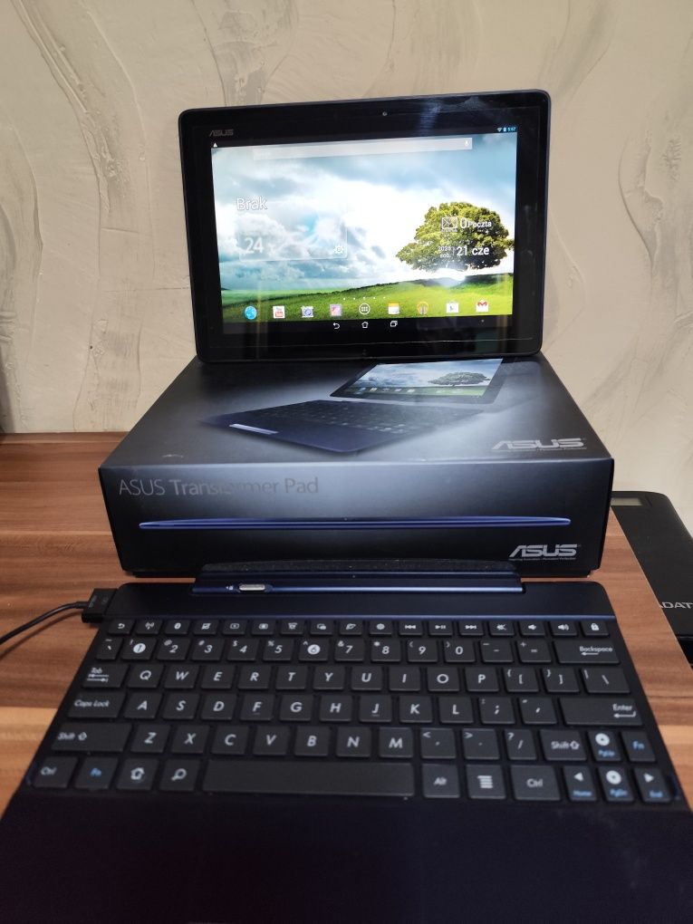 Sprzedam tablet Asus Transformer Pad