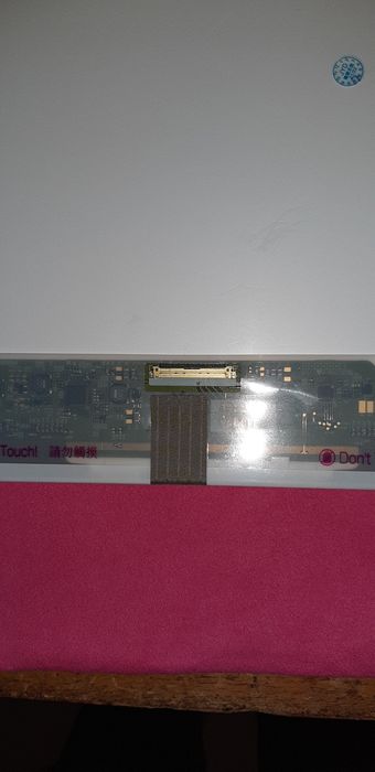 Vendo display LG  de 15 6 HD usado para Sony vaio outras marcas