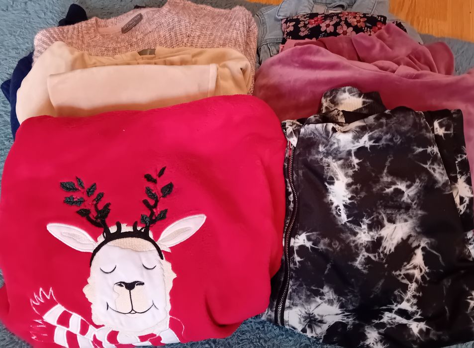 Dresy welurowe sweterki paczka ubrań w rozmiar. 140-152