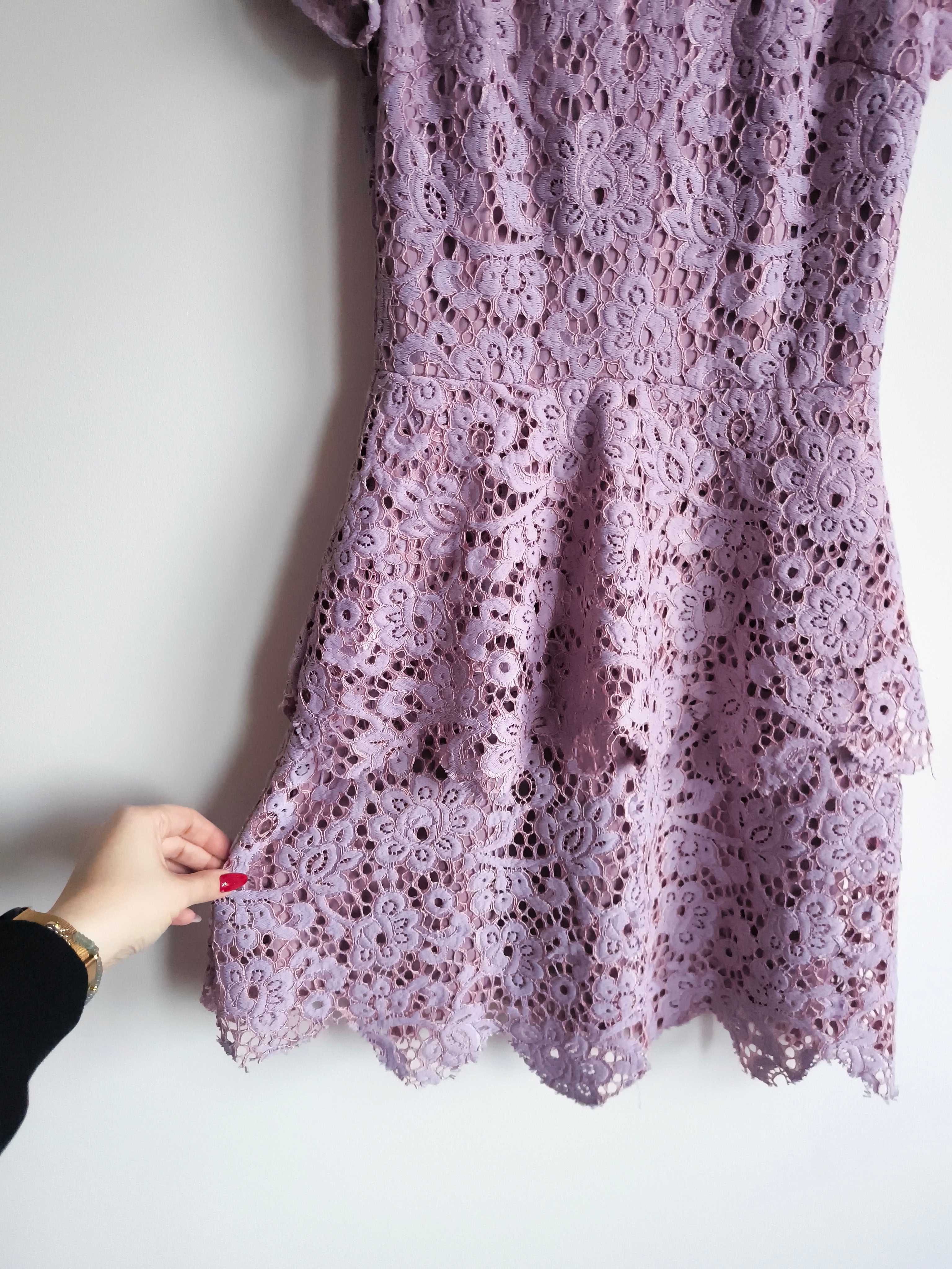 Śliczna sukienka w odcieniu pastelowego fioletu marki Missguided S/36