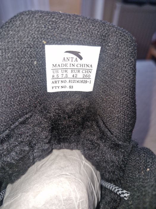 кросівки чоловічі зимові