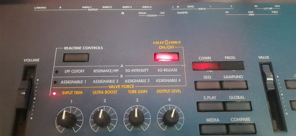 Korg triton exstrem88