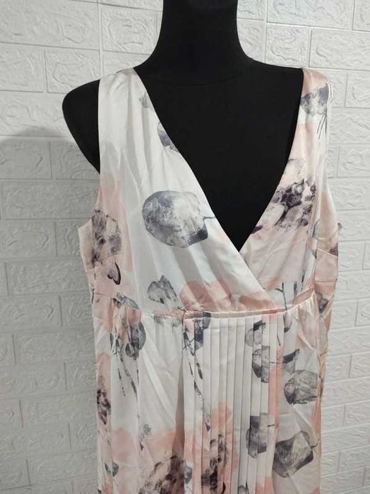 Sukienka rozmiar 44 nowa koktajlowa wizytowa wesele komunia Święta