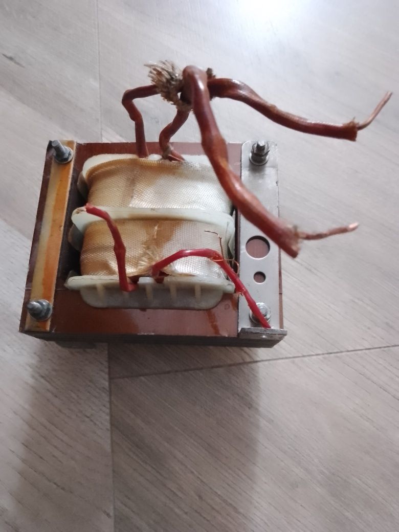 Sprzedam mocny transformator