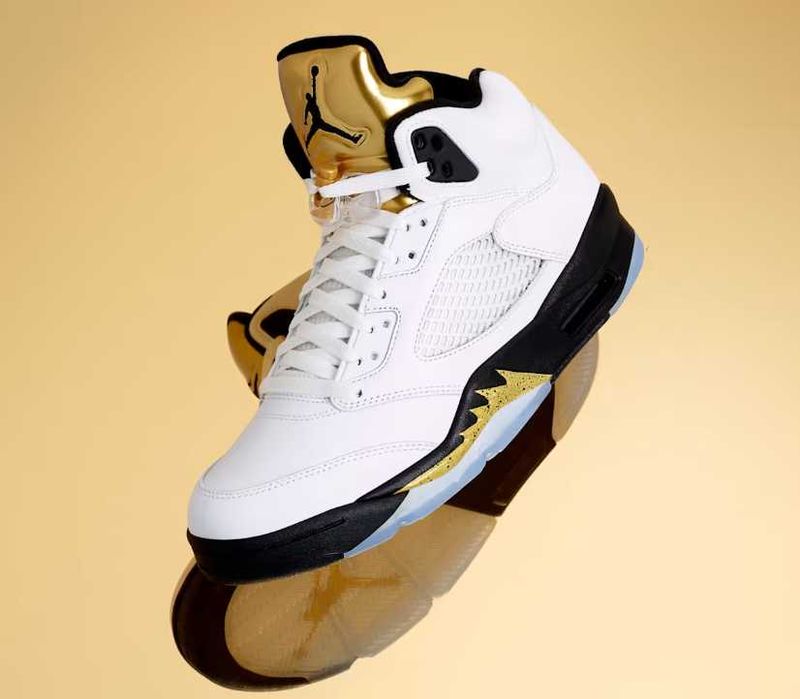 Buty AIR JORDAN 5 - Złoto Metaliczne