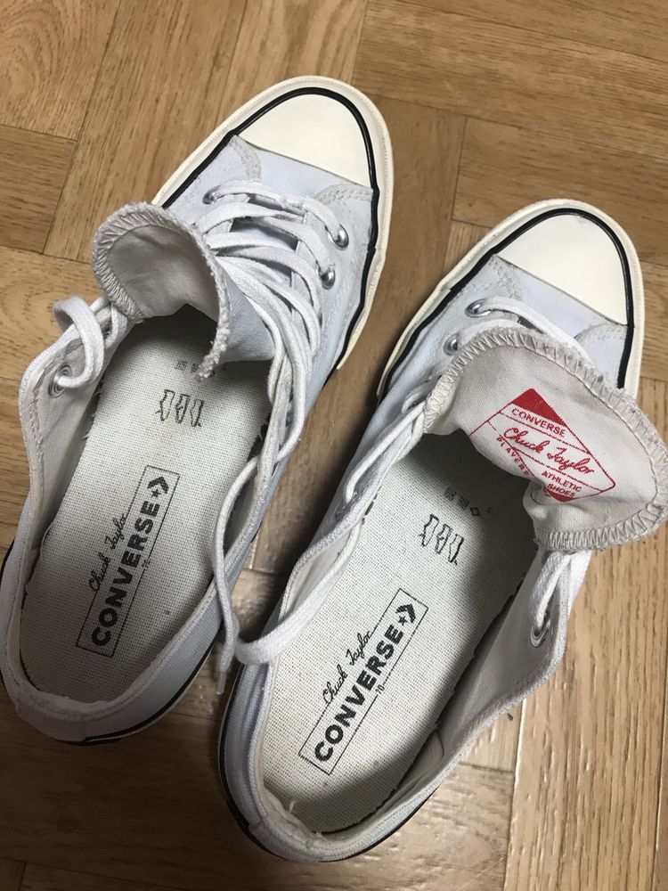 Продам оригінальні кеди Converse