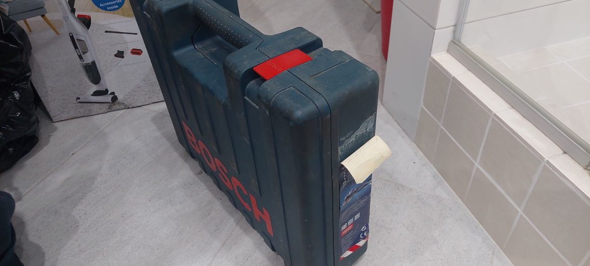 Болгарка BOSCH з кейсом 800W