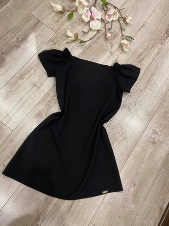 Czarna sukienka prosta bez nadruków z bufiastymi rękawami S 36 nowa